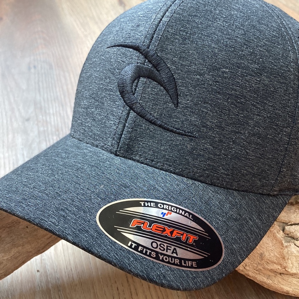 RIPCURL HAT - Picture 2 of 8